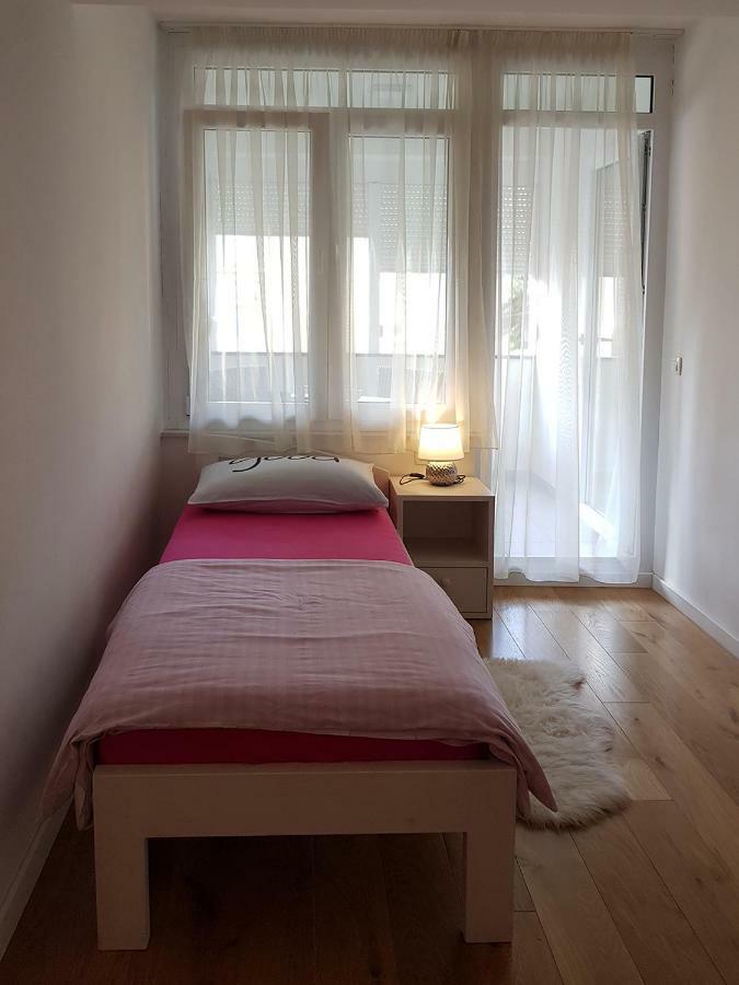 Apartment Domalu Old Town Ζαντάρ Εξωτερικό φωτογραφία